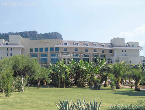 Meder Resort Hotel 